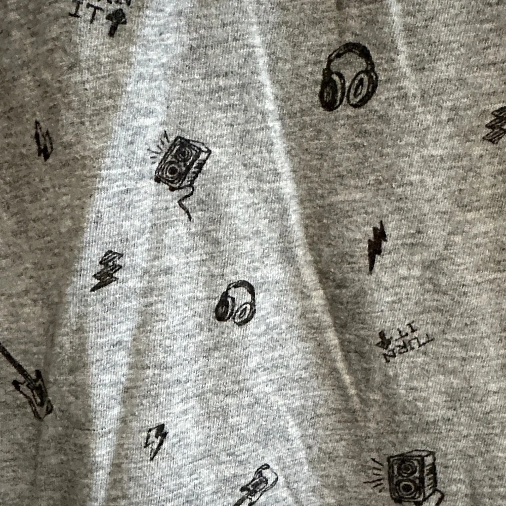 Oshkosh B’gosh Gray Graphic Hoodie Boy’s size 8